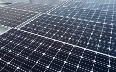 Frupinsa apuesta por la sostenibilidad: Instalación de 114 kW de placas solares en nuestras naves de Roquetes